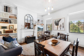 55 Davey Townhouse 2, Salamanca on your doorstep